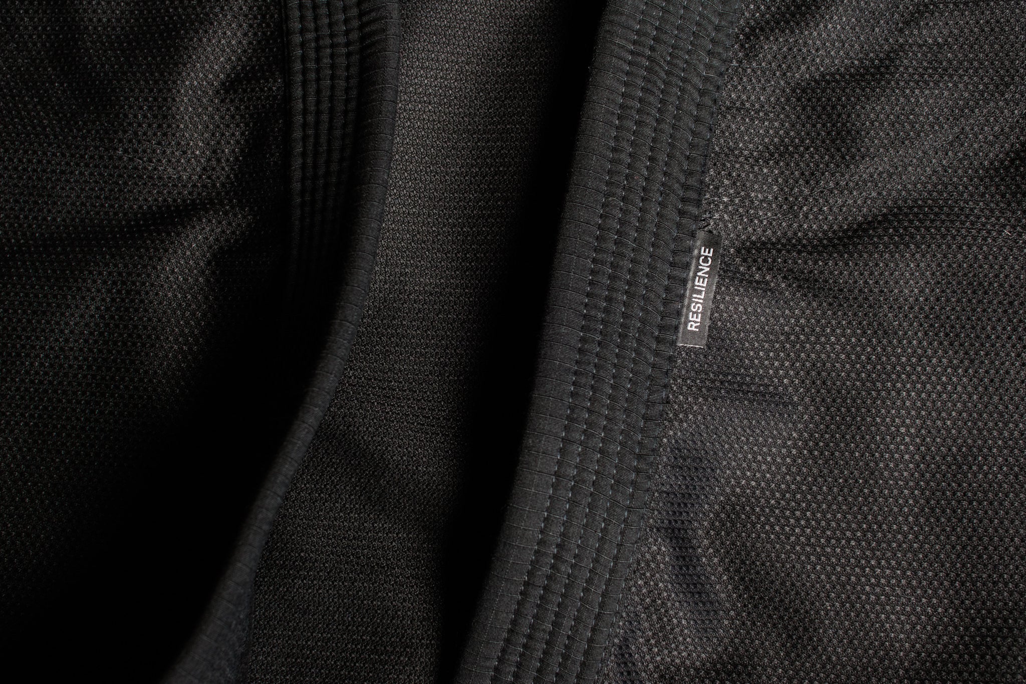 Resilience Black Gi